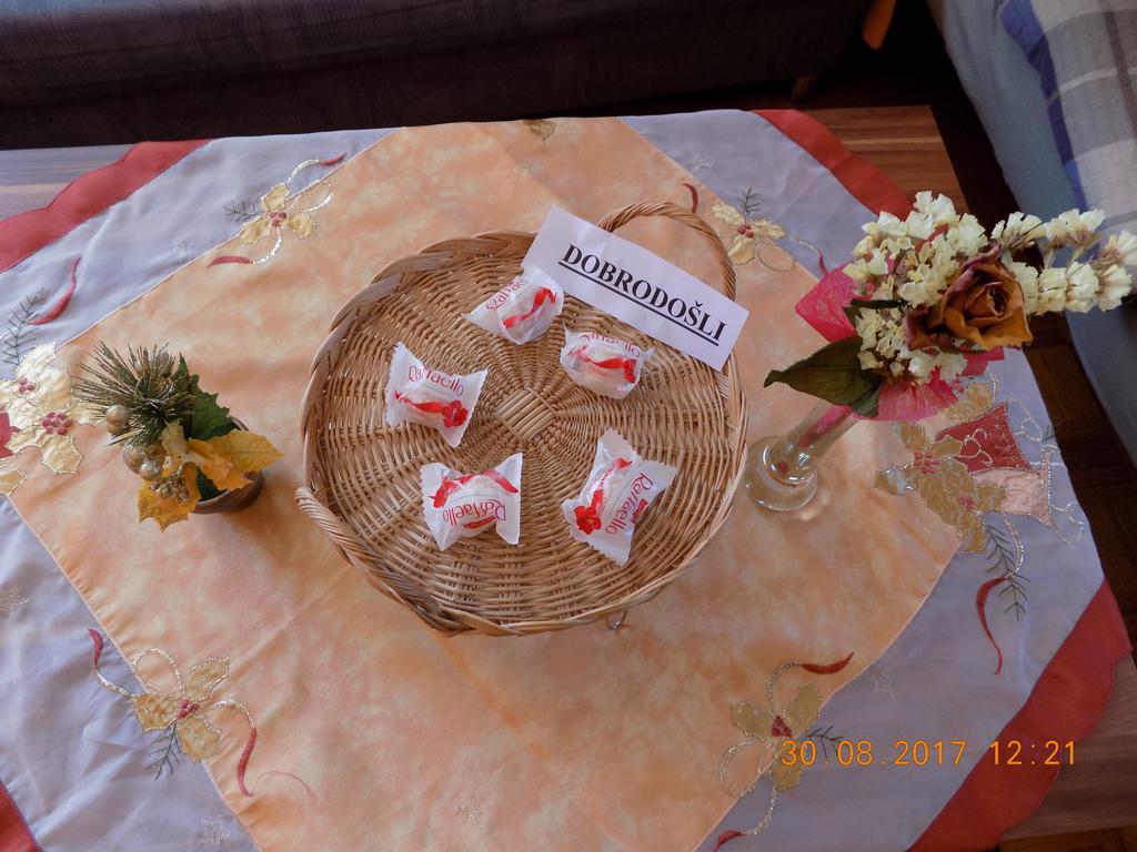 Apartment Panorama ซเร็ตเช ภายนอก รูปภาพ